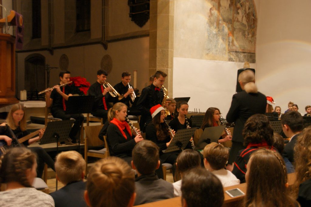 Unsere Musiker spenden Licht in der Finsternis