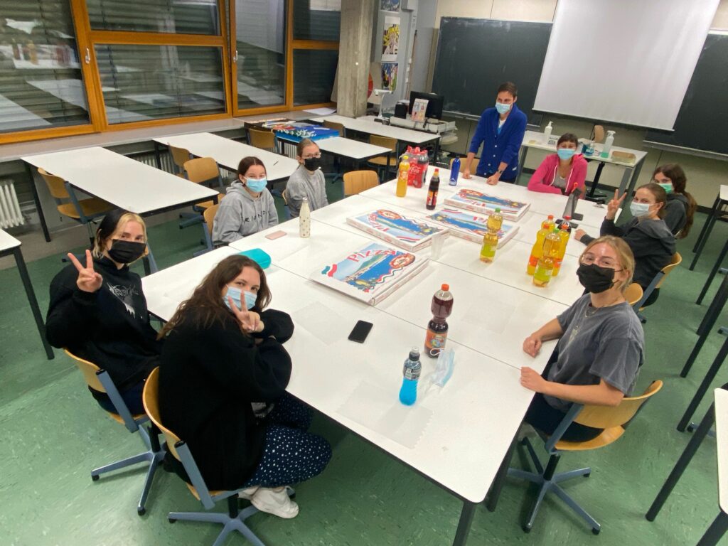 Schulhausübernachtung im Kunst-Escape-Room